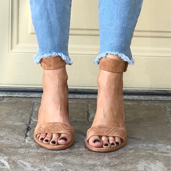 Anthropologie Shoes - NIB Butter Soft Leather Textured Block Heel Sandal